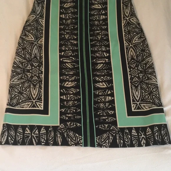 Nicole Miller strapless silk dress. - Picture 7 of 16